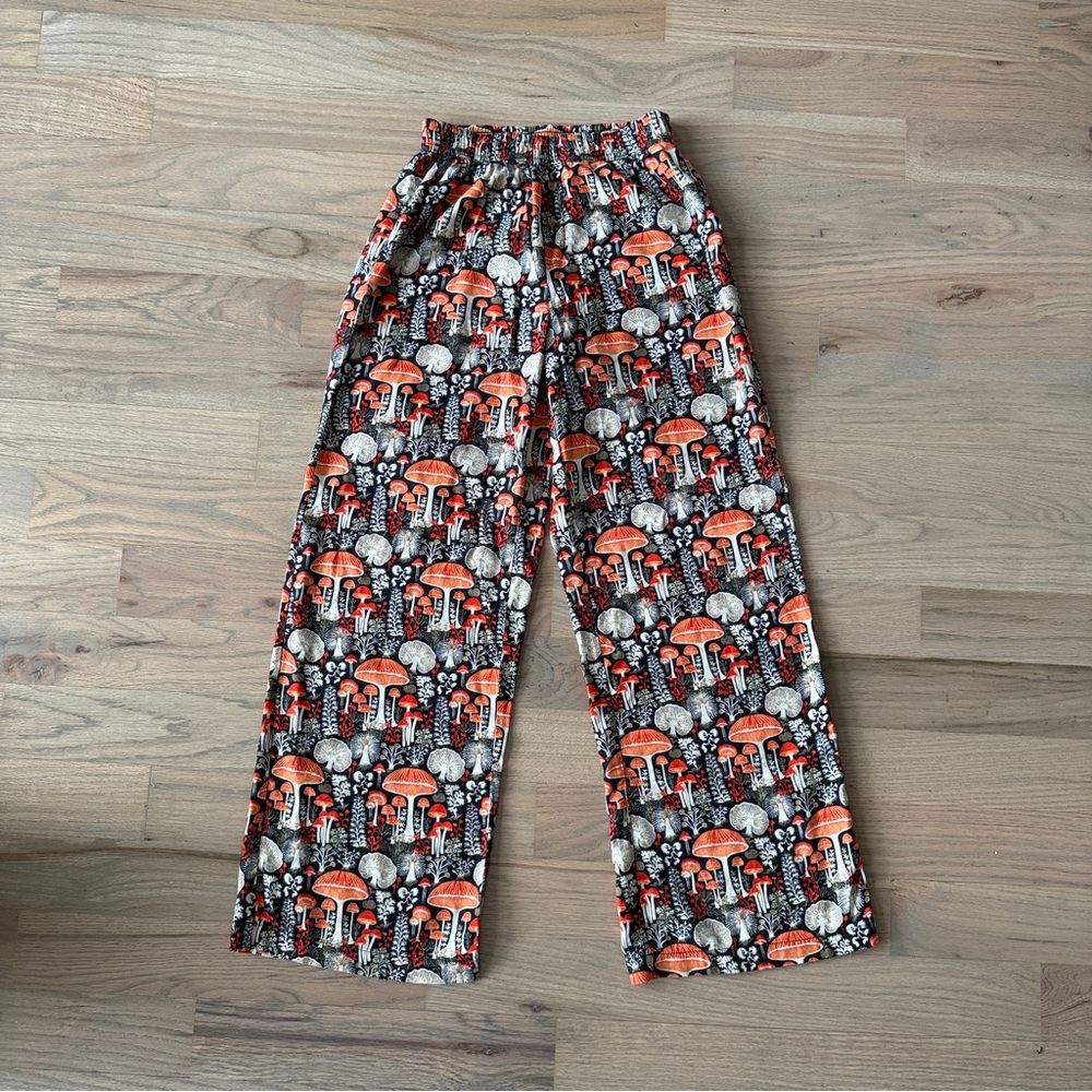 Anthropologie Mushroom Print Pajama Pants - Picture 3 of 8